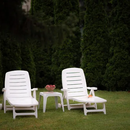 Boglarka Panzio - Etterem Es Apartmanhazak Guest house 2*
